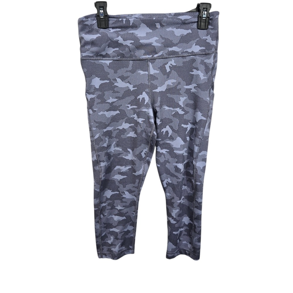 Athleta Ultimate Stash Pocket Texture Camo Capri Leggings Athletic Crop Gray L‎